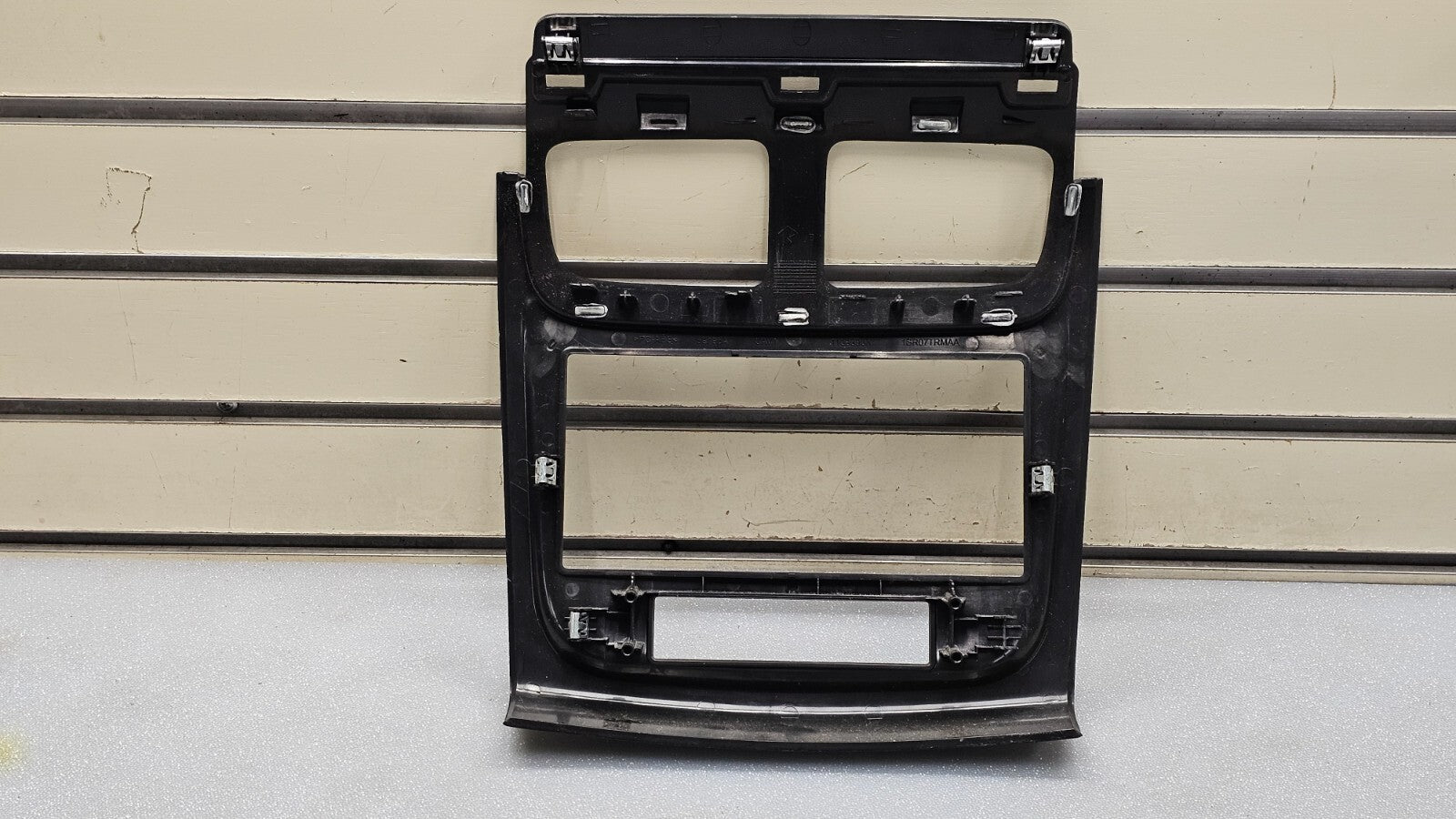 🔥11-14 Avenger Center Dash AM FM Radio Stereo Display Bezel Trim Panel Black