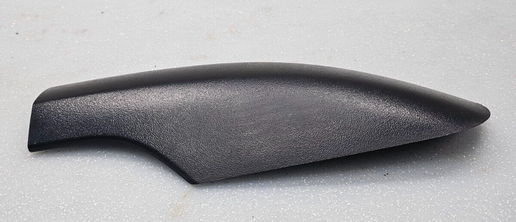 🔥02 -04 Ford Explorer—Right Front Roof Luggage Rack End Trim Cap