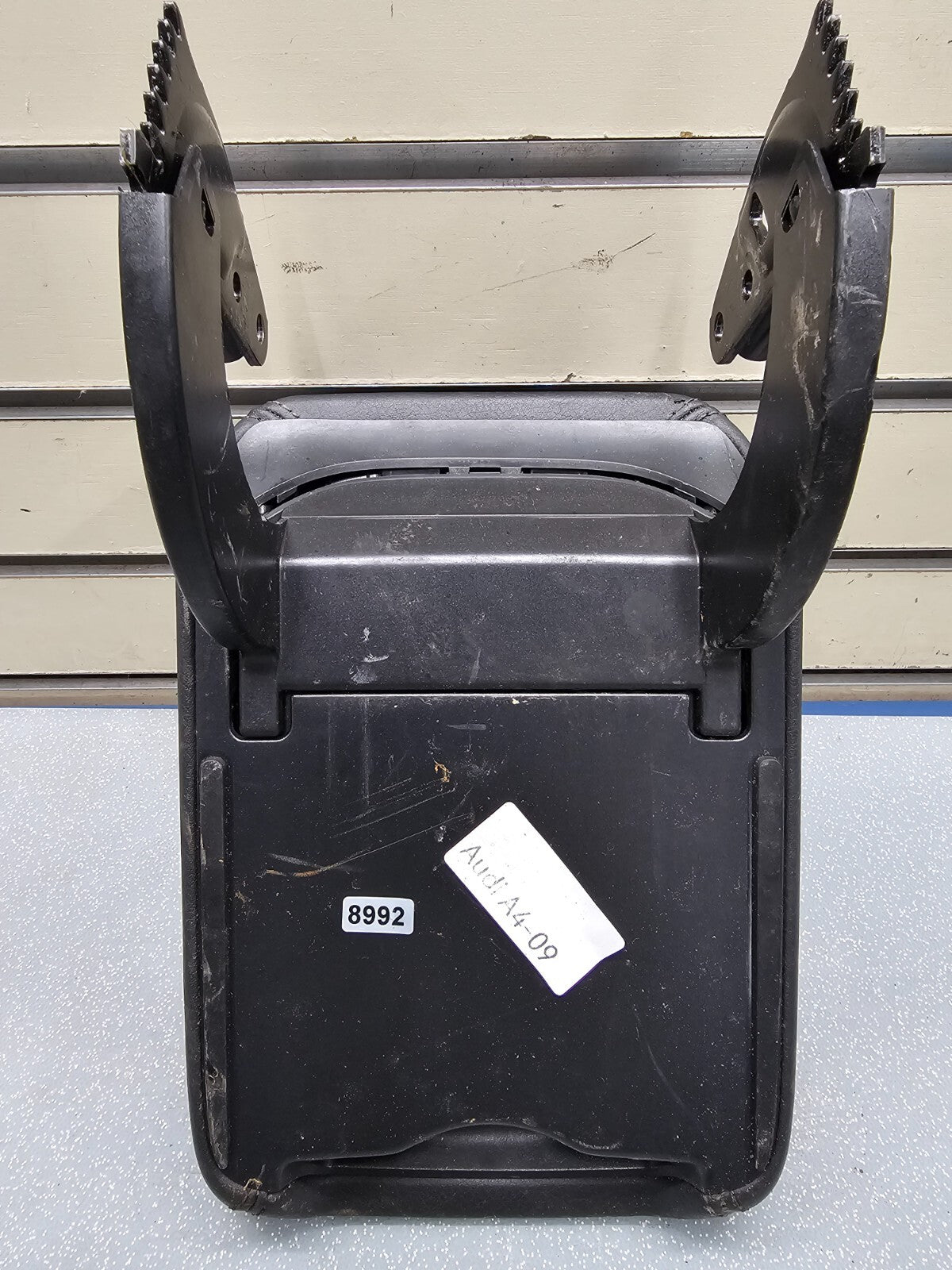 🔥08-17 Audi S4 S5 A4 FRONT CENTER CONSOLE ARMREST LID Storage Assembly Black
