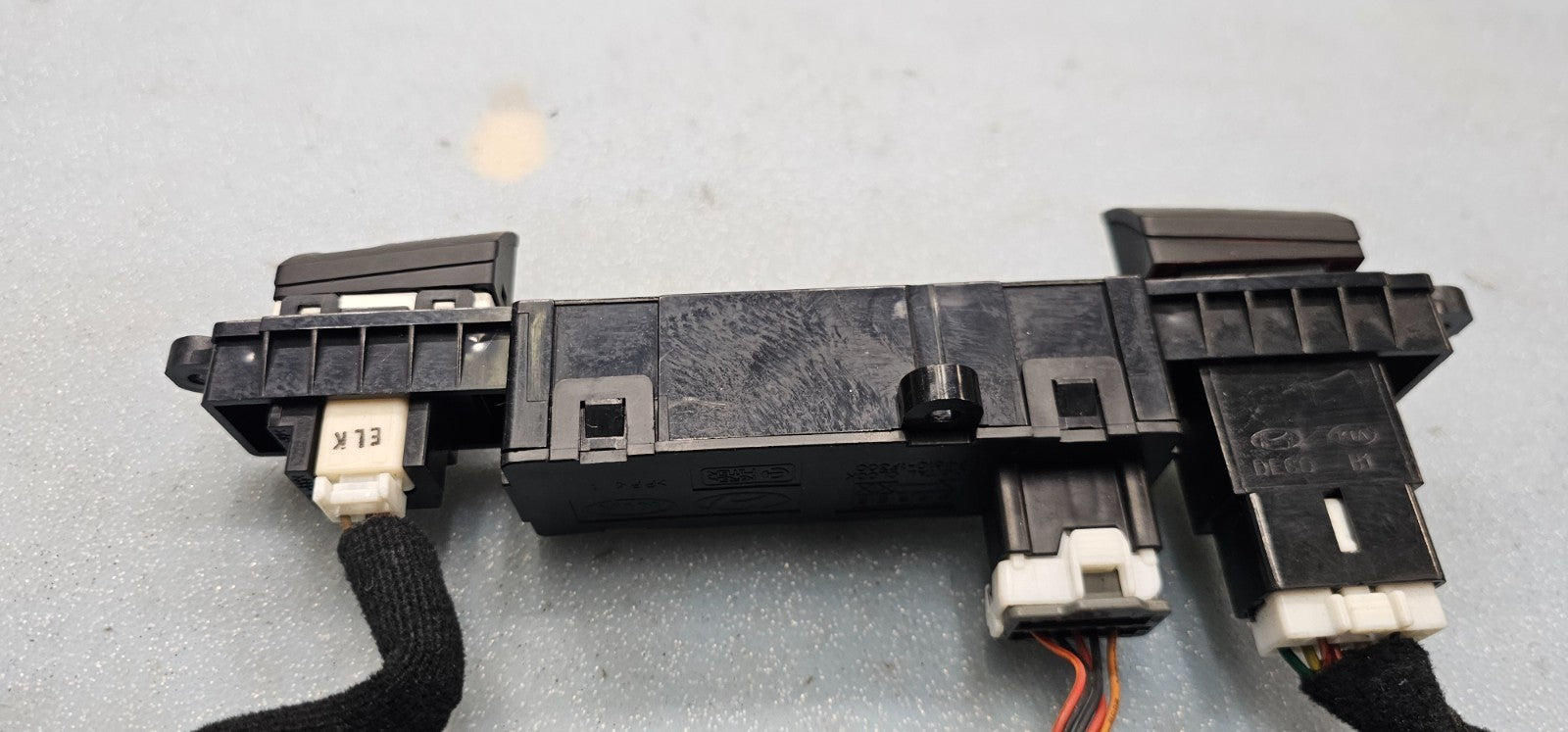 🔥06-10 Kia Sportage Hazard Switch Control Dash Digital Clock Display Time Black
