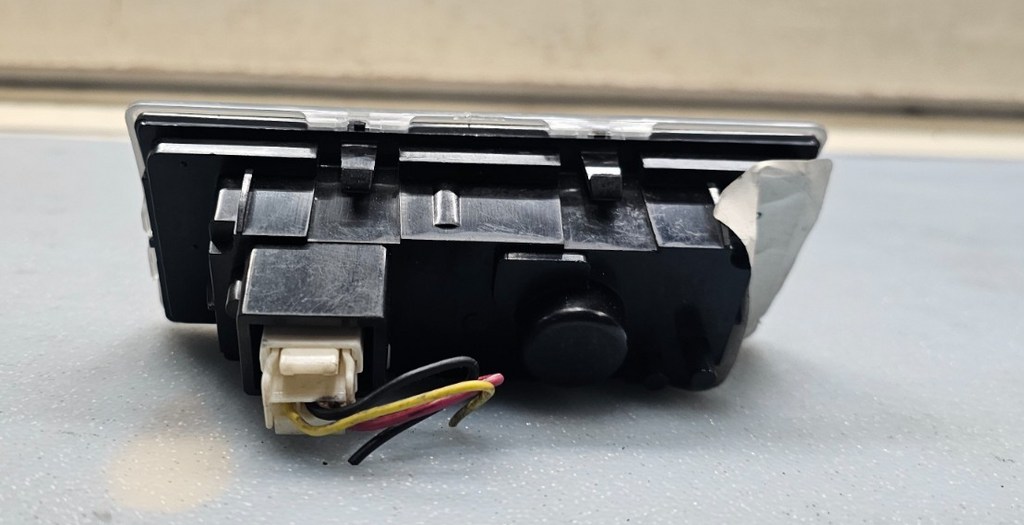🔥2007-2014 Cadillac Escalade ESV EXT Front Center Dash Mounted Clock Black OEM