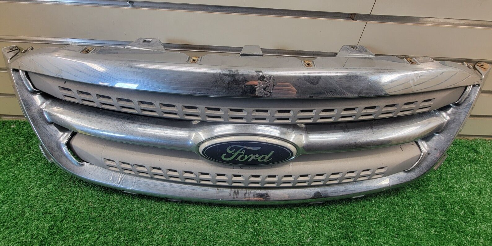 🔥2010-2012 Ford Taurus Upper Front Hood Grille w/Emblem Assembly Chrome SILVER