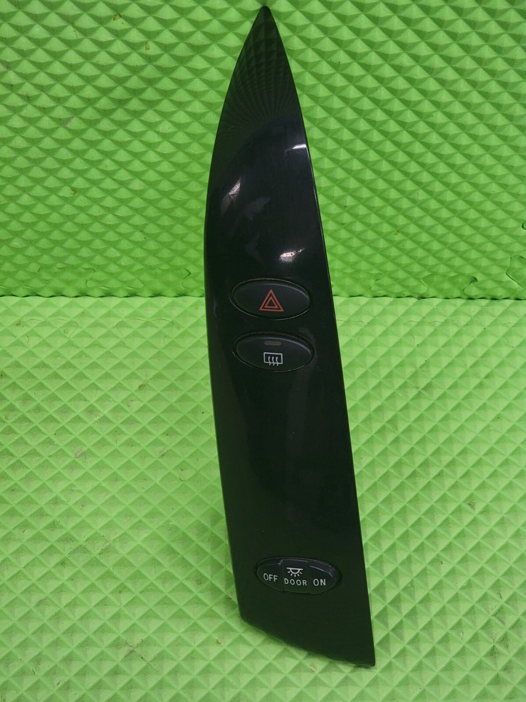 🔥04-08 Toyota Sienna Driver Left Radio Climate Bezel Trim w/Switches BLACK OEM