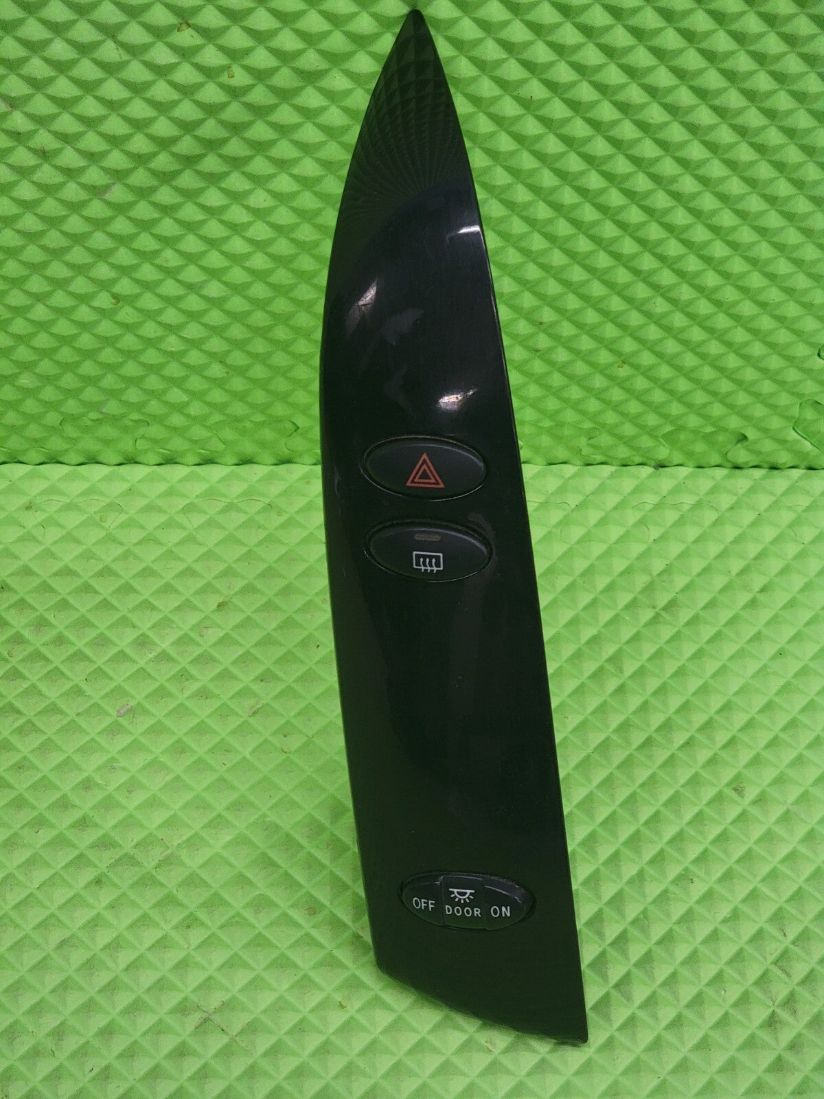 🔥04-08 Toyota Sienna Driver Left Radio Climate Bezel Trim w/Switches BLACK OEM