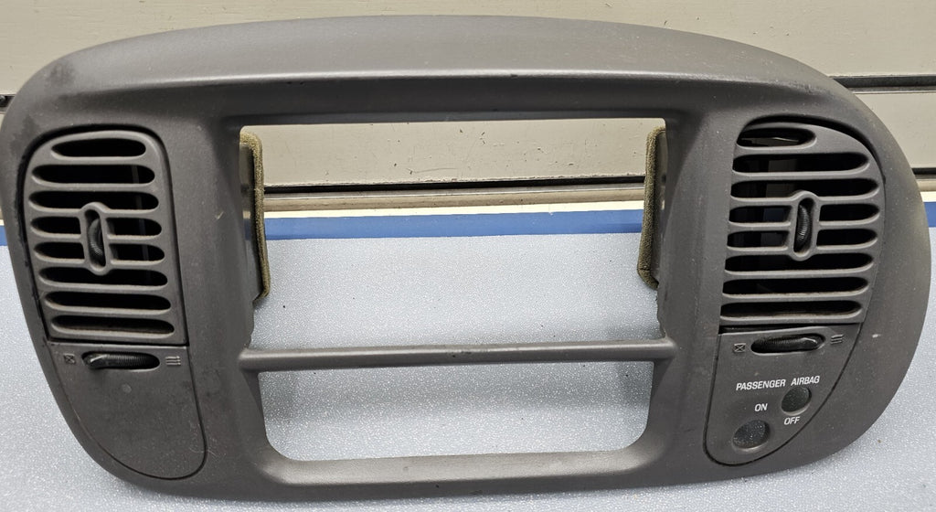 🔥1997-2003 Ford F150 Front Center Dash Radio BEZEL Trim Panel Dark Gray B1