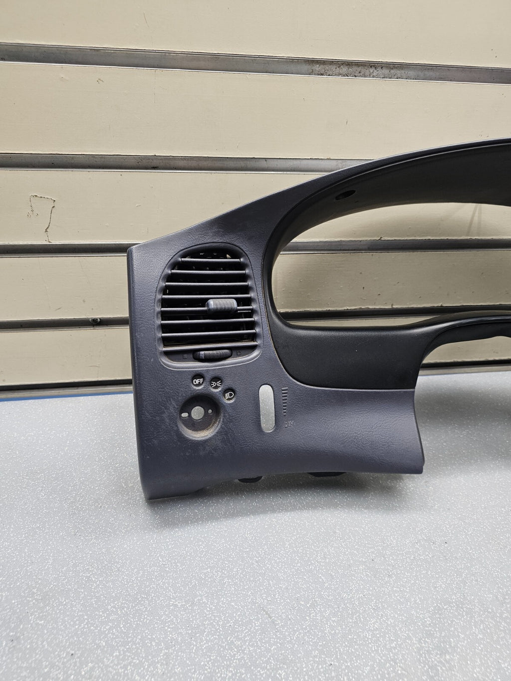 95-06 Ford RANGER EXPLORER Instrument Cluster Dash BEZEL Speedo Trim Blue C15