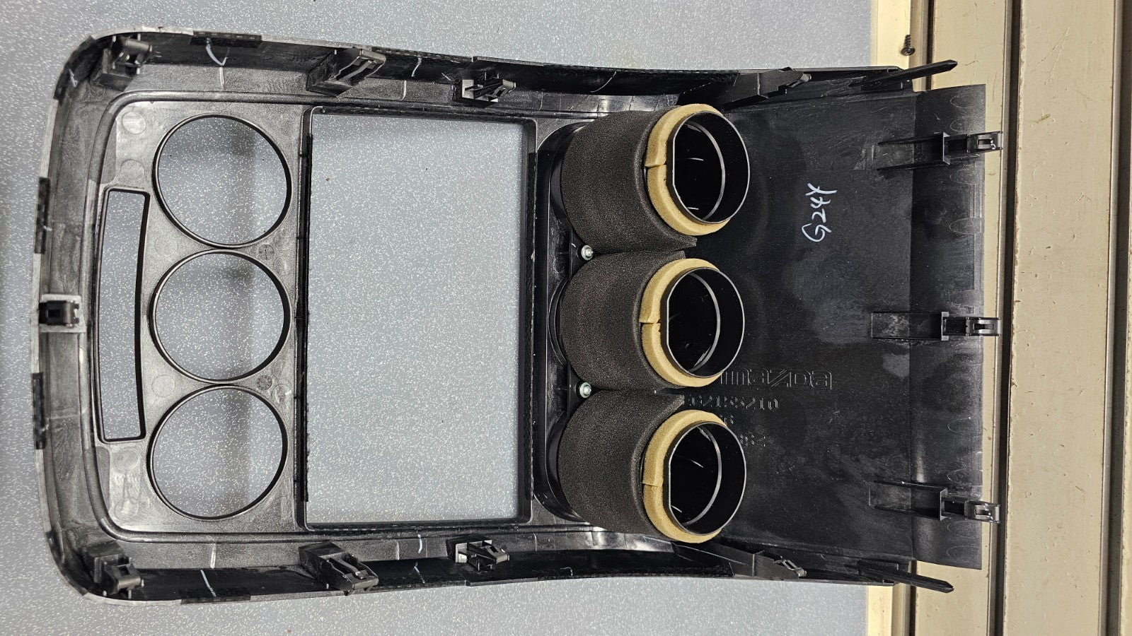 🔥07-09 MAZDA CX-7 CENTER DASH PANEL RADIO CLIMATE BEZEL TRIM BLACK/SILVER