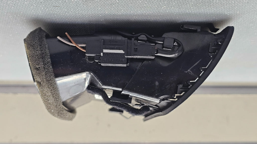 🔥09-17 VW Passat CC Front Right passenger Air Vent A/C AC Heater Panel Black