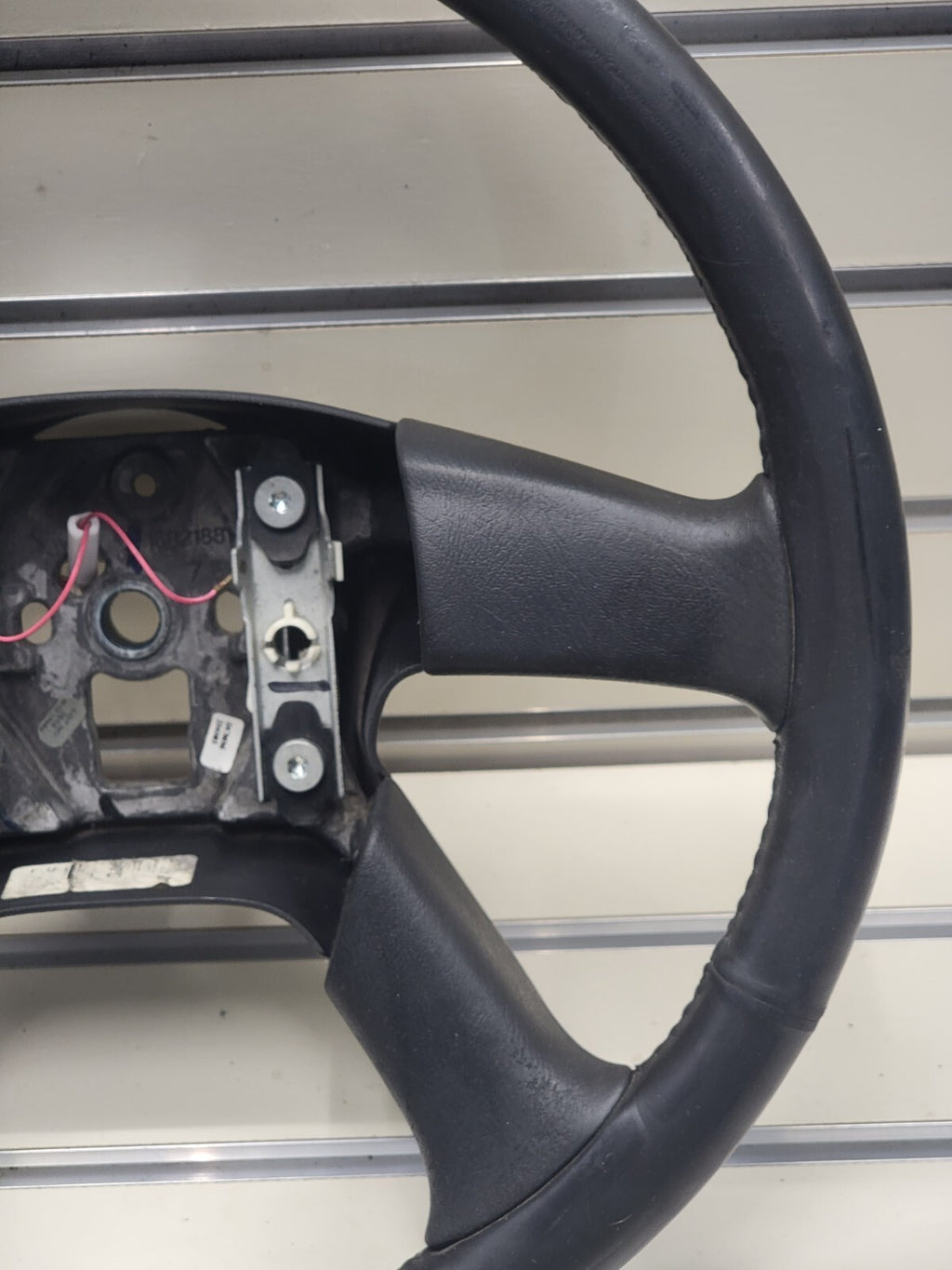🔥03-06 SILVERADO SIERRA YUKON TAHOE SUBURBAN STEERING WHEEL LEATHER BLACK
