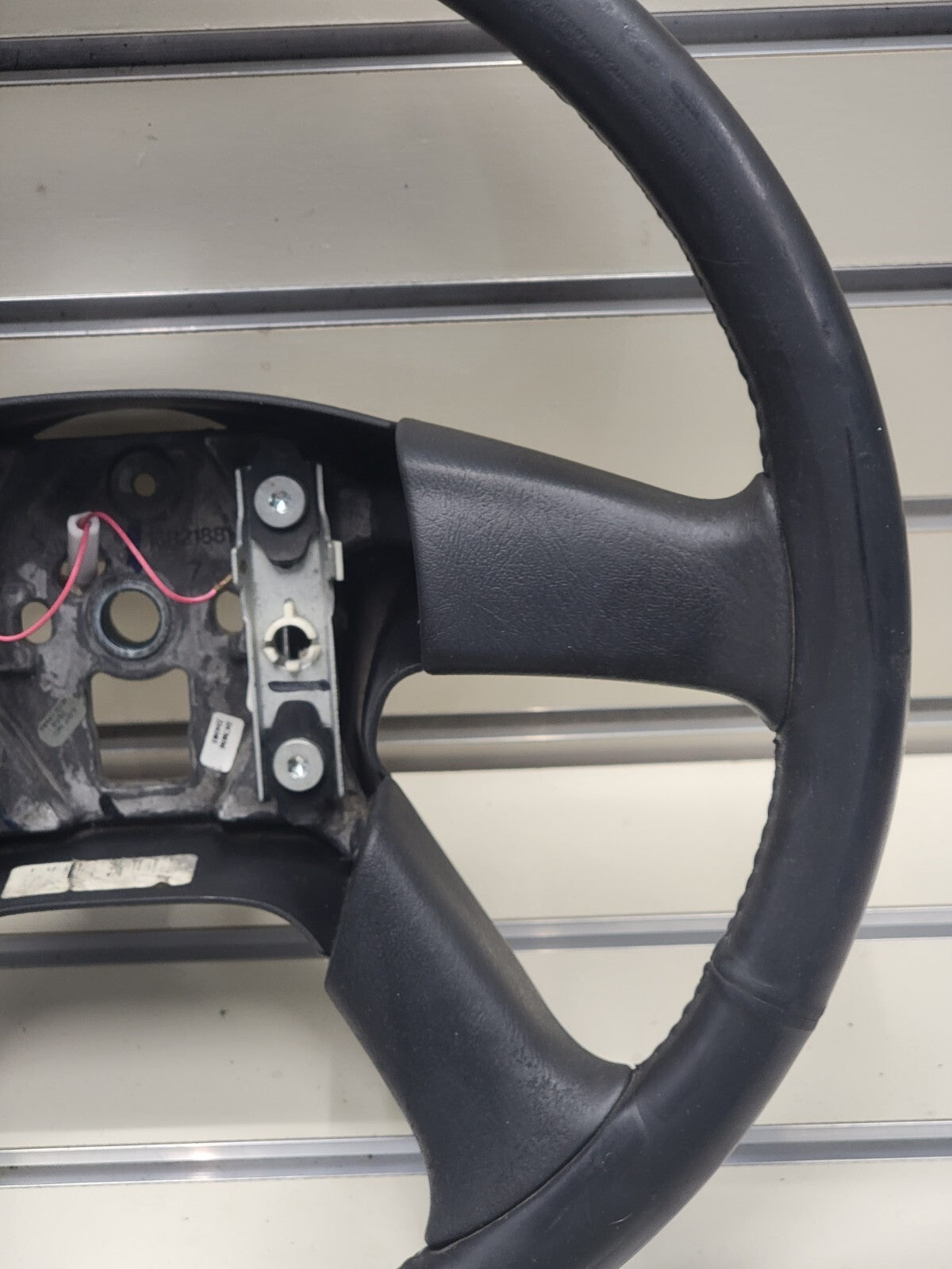 🔥03-06 SILVERADO SIERRA YUKON TAHOE SUBURBAN STEERING WHEEL LEATHER BLACK