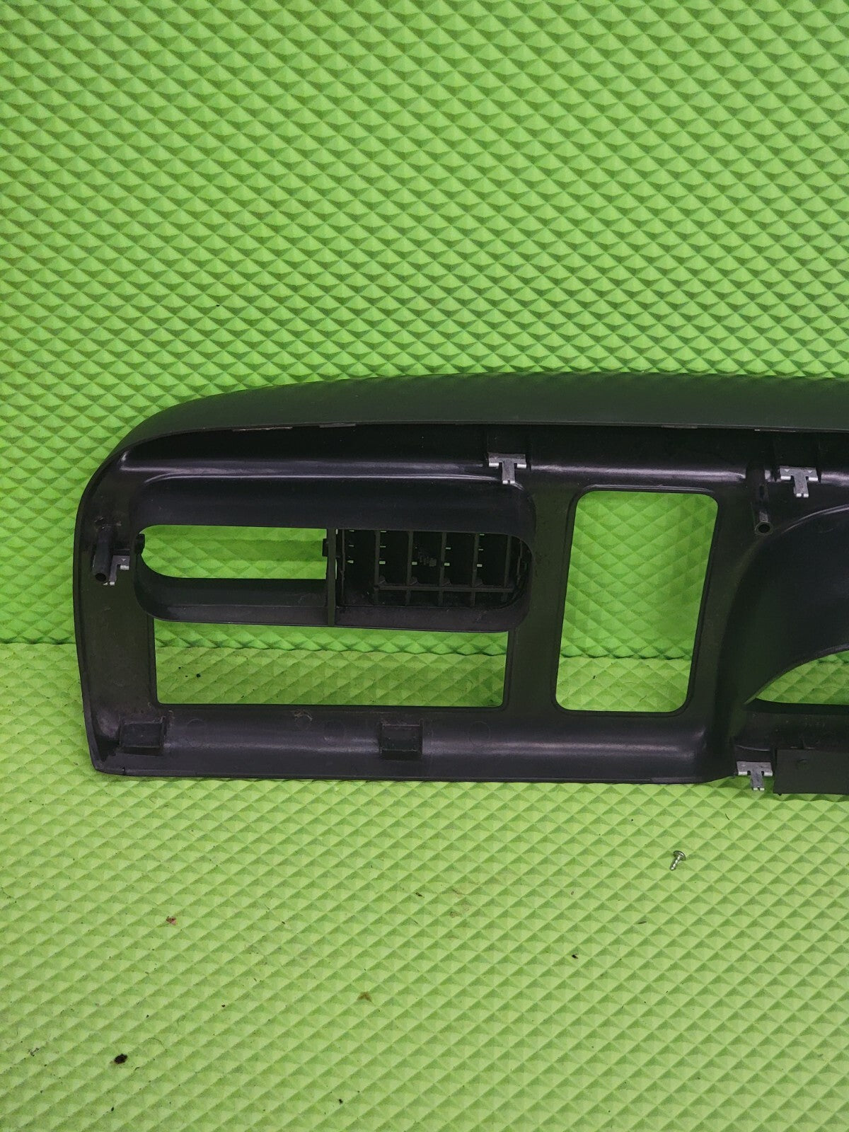 🔥98 - 00 Dodge Dakota & Durango Dash Trim Radio Gauge Cluster Bezel black C30