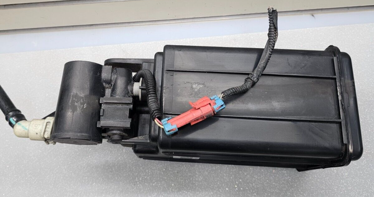 🔥07-09 HYUNDAI SANTA FE GAS FUEL VAPOR EMISSION CHARCOAL EVAP CANISTER Assembly