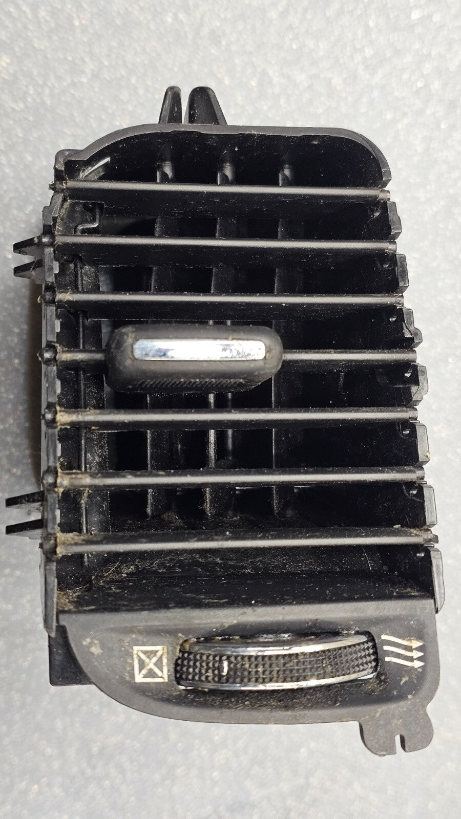🔥 15-22 DODGE CHARGER FRONT DASH LEFT DRIVER OUTER AIR VENT A/C AC HEATER BLACK