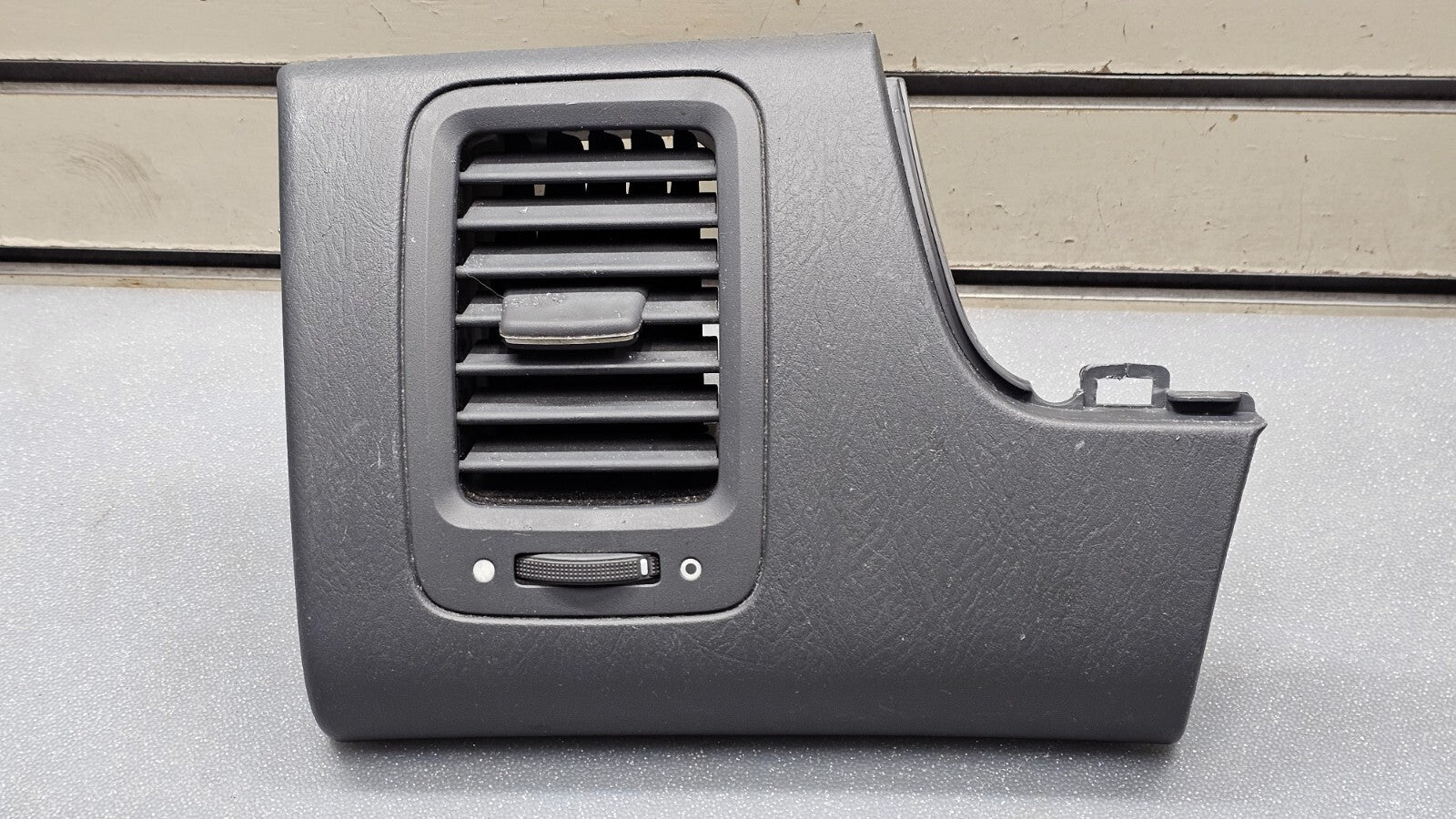 🔥06-08 HONDA PILOT DASH LEFT DRIVER AC A/C AIR VENT HEATER BEZEL PANEL GRAY OEM
