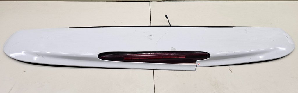 🔥2002-2009 Chevrolet Trailblazer Rear Hatch Spoiler Brake Light WHITE OEM SP2