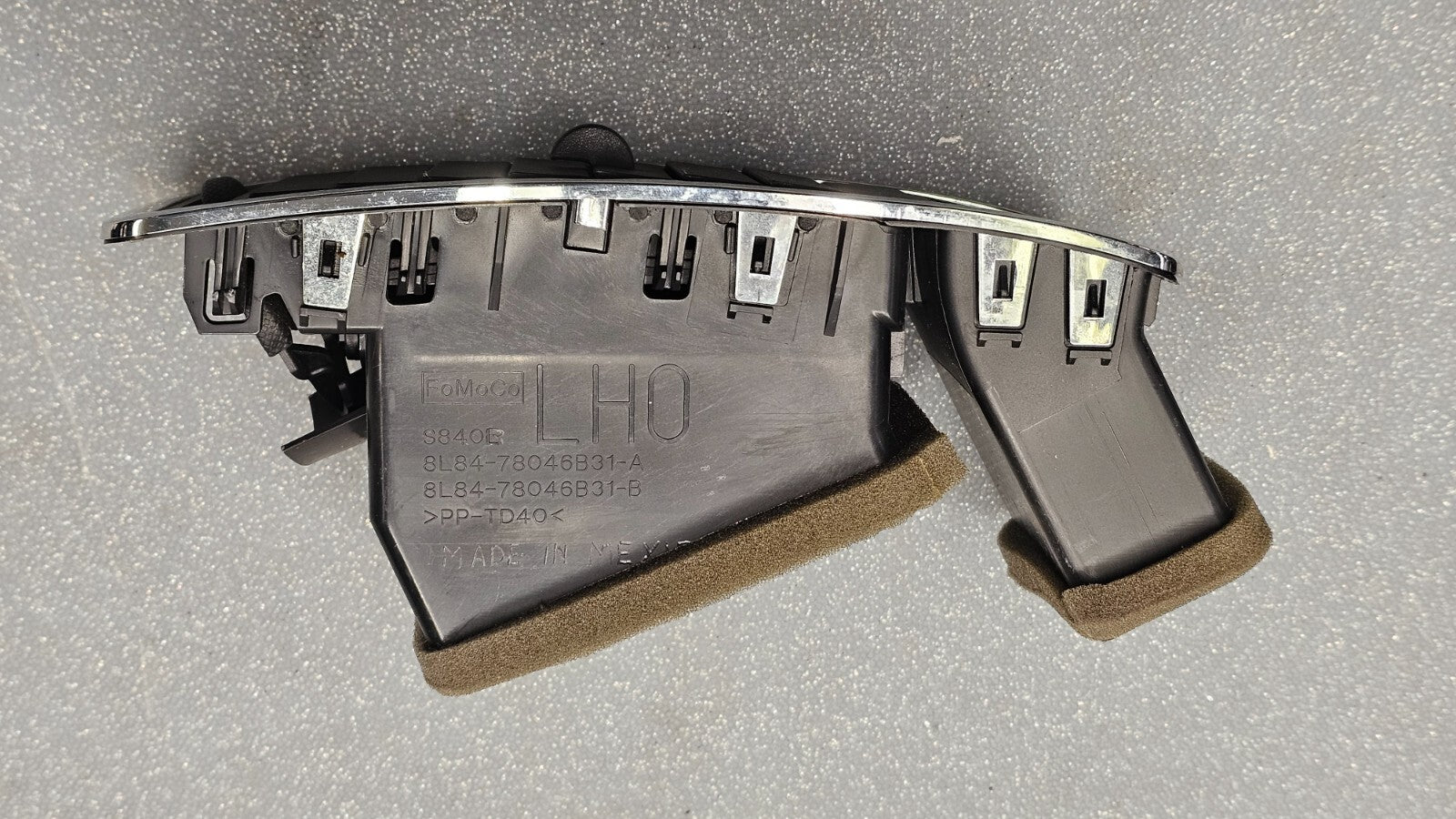 🔥08-12 Ford Escape Dash Left Driver Air Vent A/C AC Heater Panel Black/Silver
