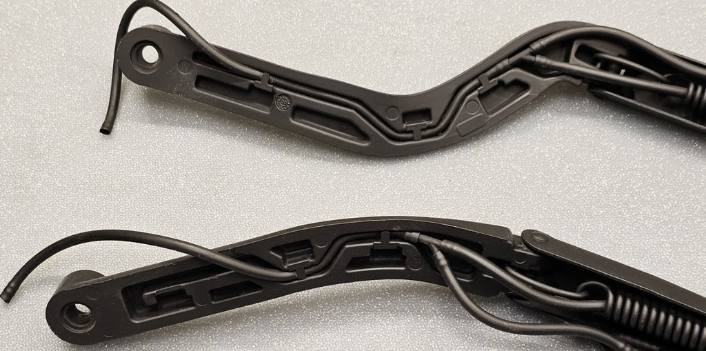 🔥00-05 CADILLAC DEVILLE LEFT DRIVER RIGHT PASSENGER WINDHSHIELD WIPER ARM SET