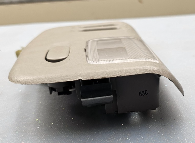 🔥2002-2006 Nissan Altima sunroof switch dome light tan OEM