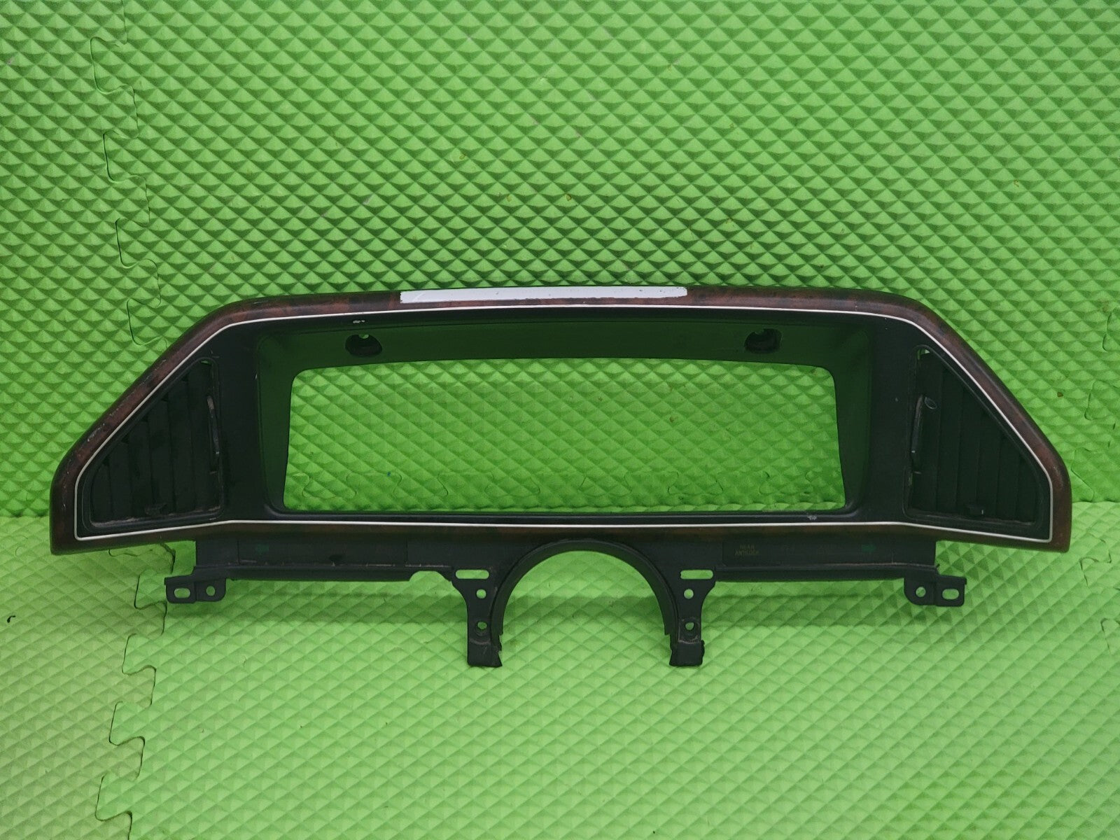 87-91 Ford F-150 F250 BRONCO Dash CLUSTER Bezel Speedo Gauge Trim woodgrain C11