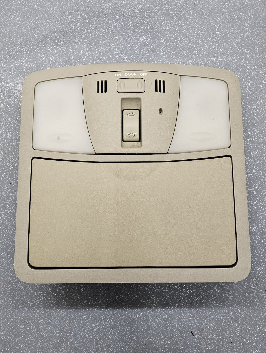 09-14 Maxima Murano Rogue Overhead Roof Console Storage Dome Map Light Lamp Tan