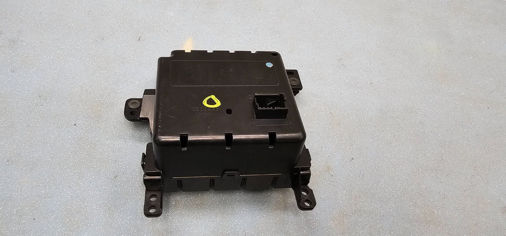 🔥04-08 PONTIAC GRAND PRIX 5 Button Info Display Screen Center Dash Bezel Switch
