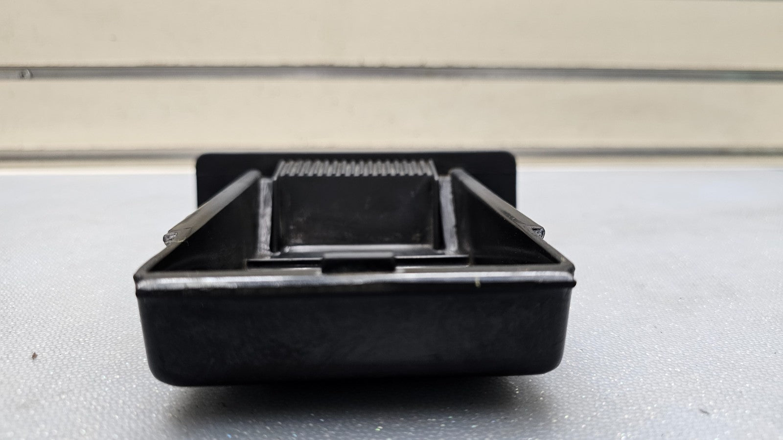 🔥94-97 DODGE RAM DASH ASHTRAY ASH TRAY BRACKET MOUNT BLACK