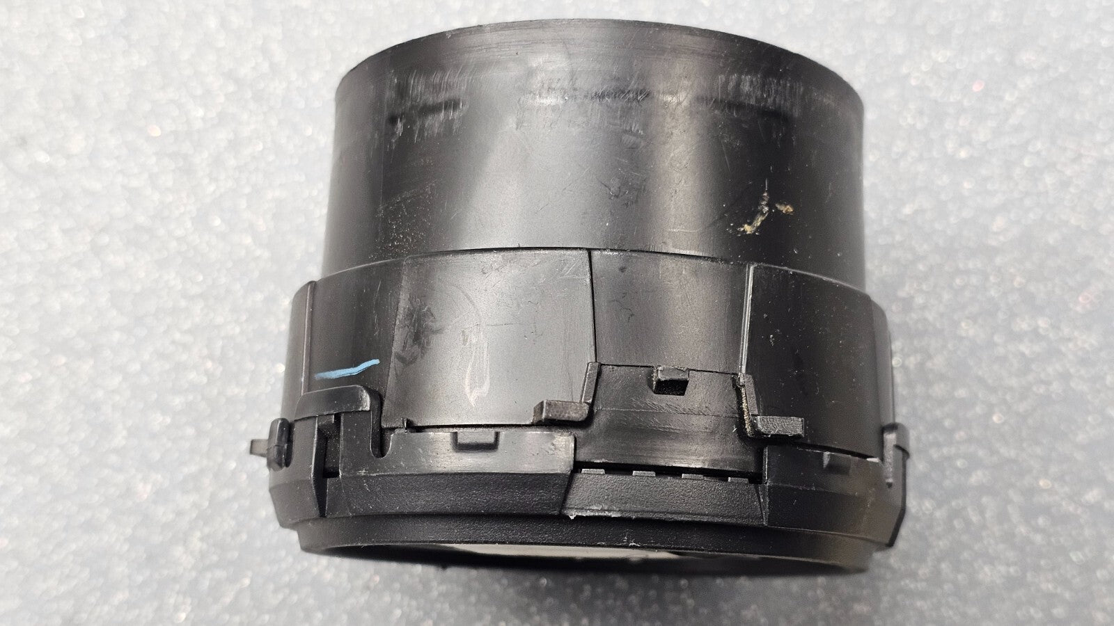 05-10 YARIS DASH LEFT DRIVER RIGHT PASSENGER AIR VENT HEATER CONDITIONING BLACK