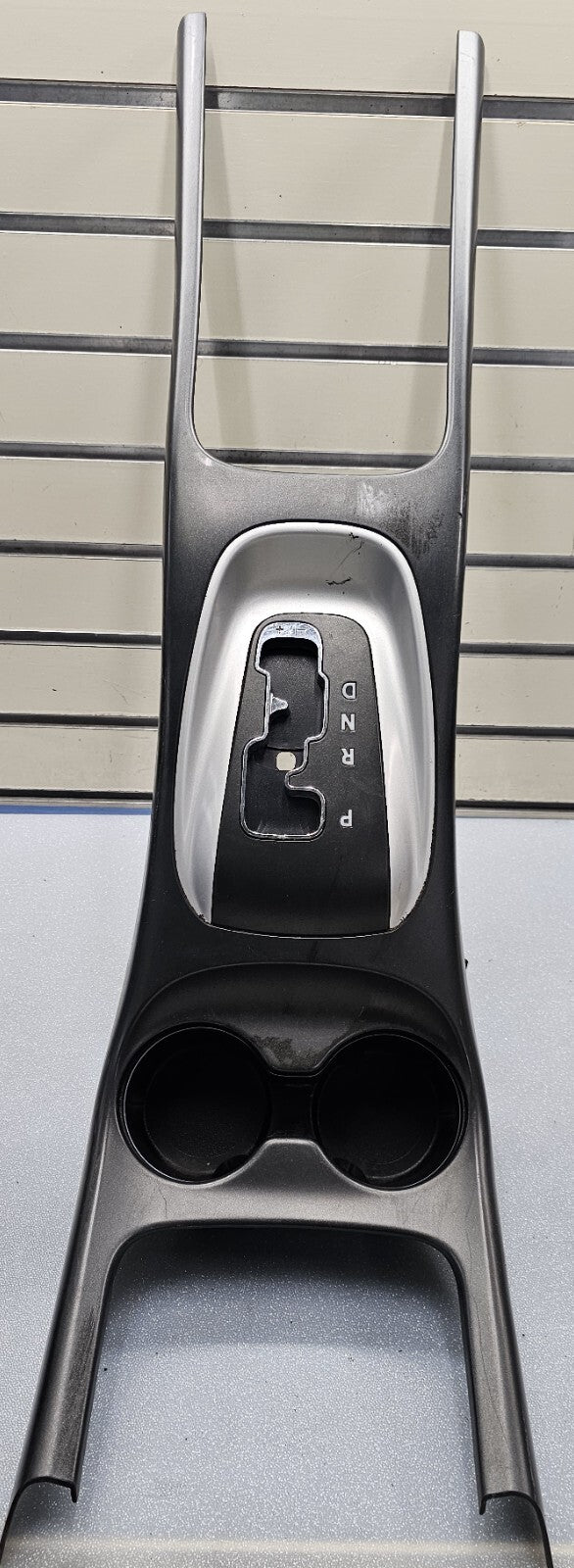 🔥12-17 DODGE JOURNEY CENTER CONSOLE GEAR SHIFT CUP HOLDER BEZEL TRIM OEM #61A