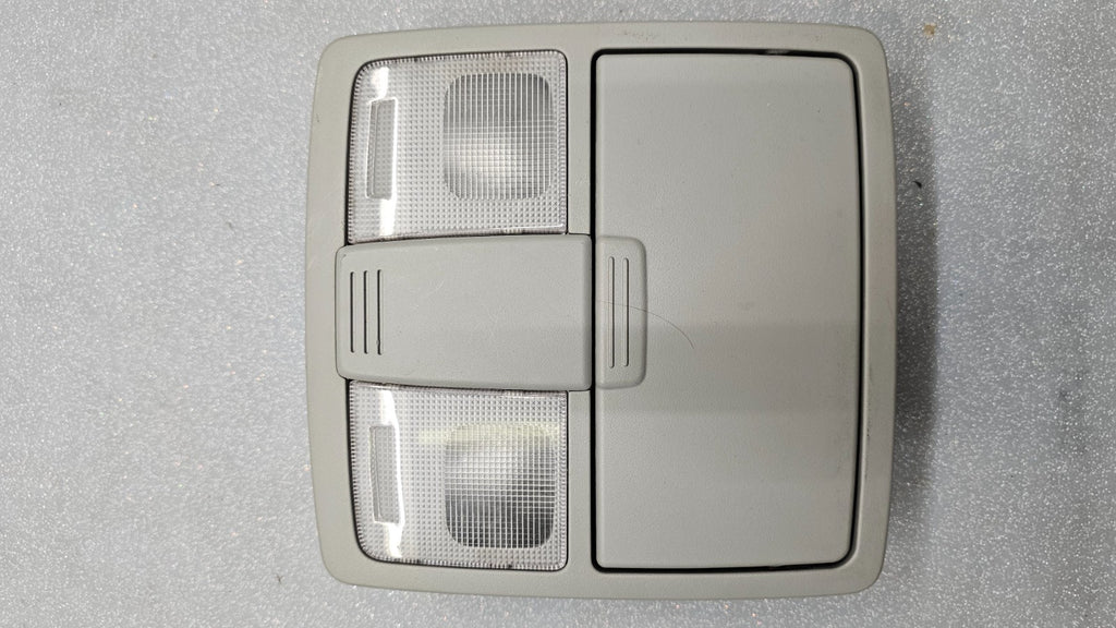🔥04-10 Toyota Sienna Overhead Console Dome Map Light Storage Assembly LT GRAY