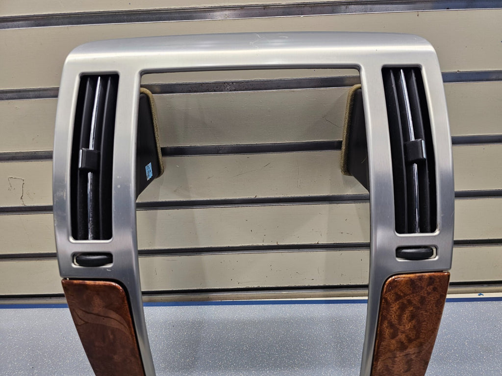 🔥08-11 CADILLAC STS CENTER DASH RADIO NAVIGATION TRIM SURROUND BEZEL SILVER