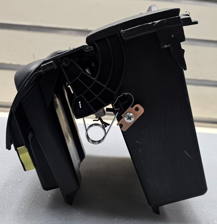 🔥04-06 Scion XB Center Dash Console Lighter Ashtray Ash Tray Console Black OEM