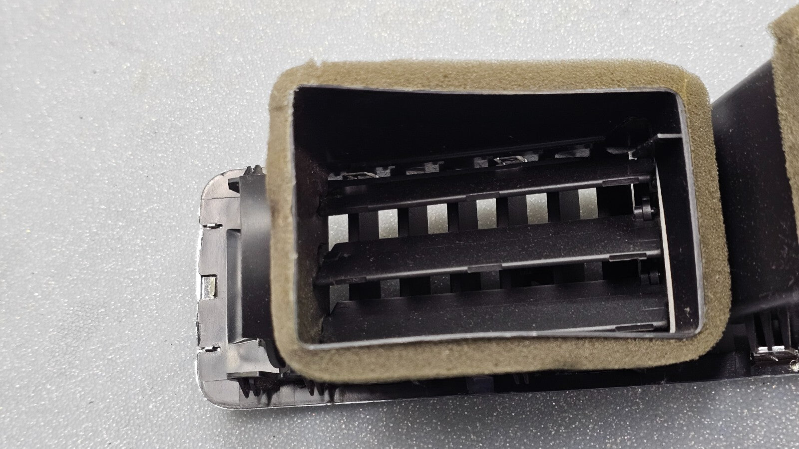 🔥 08-12 Ford Escape Dash Left Driver Air Vent Heater Conditioning Black/silver