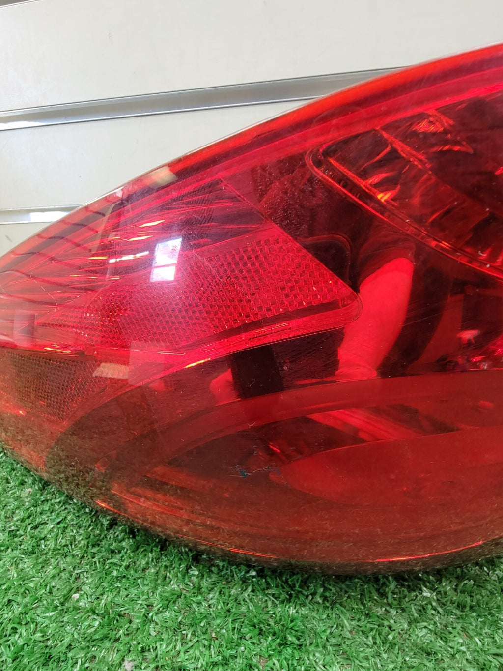 🔥06-09 Hyundai Tucson Passenger Tail Light Lamp Assembly Chrome Quarter OEM