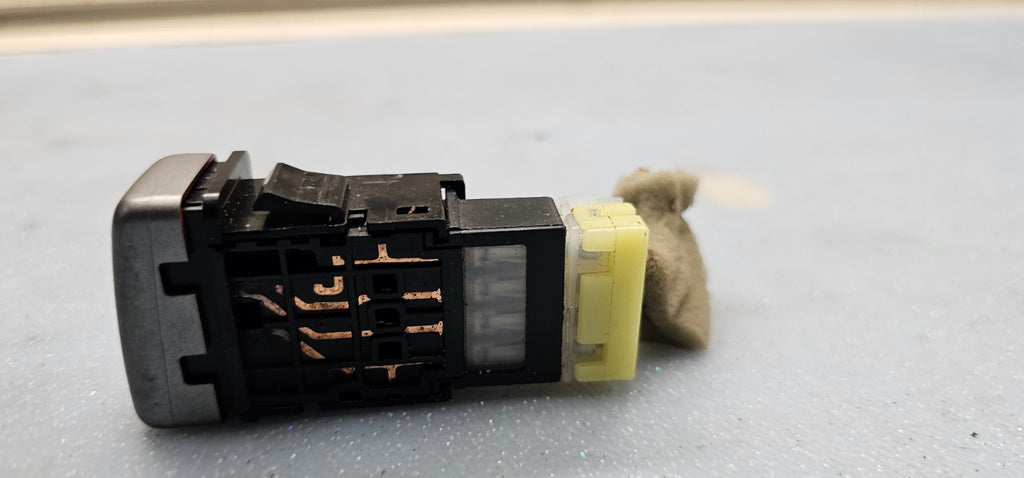 🔥03-08 Subaru Forester Emergency Light Hazard Switch Control Button Silver OEM
