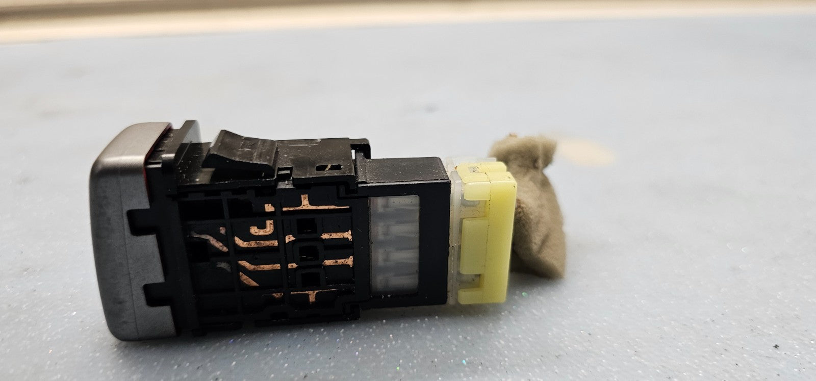🔥03-08 Subaru Forester Emergency Light Hazard Switch Control Button Silver OEM