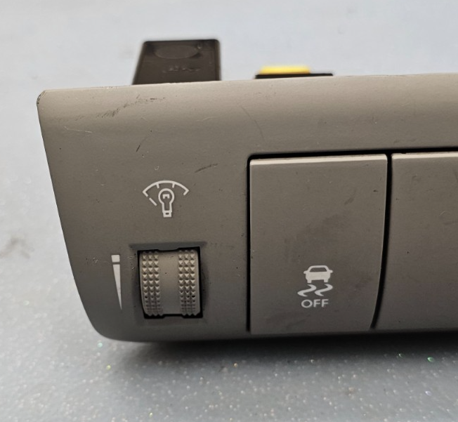 🔥2010-2014 KIA FORTE DASHLIGHT DIMMER TRACTION CONTROL SWITCH GRAY OEM