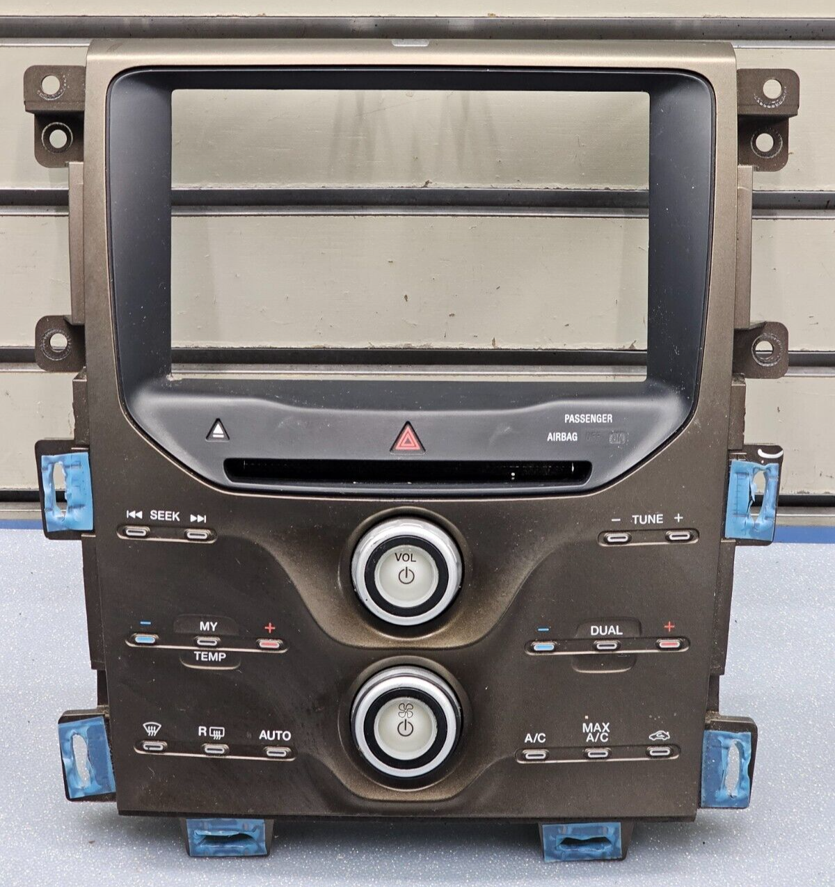 11-14 Ford Edge Dash AM FM Radio Display Stereo Bezel Climate Control Trim Panel