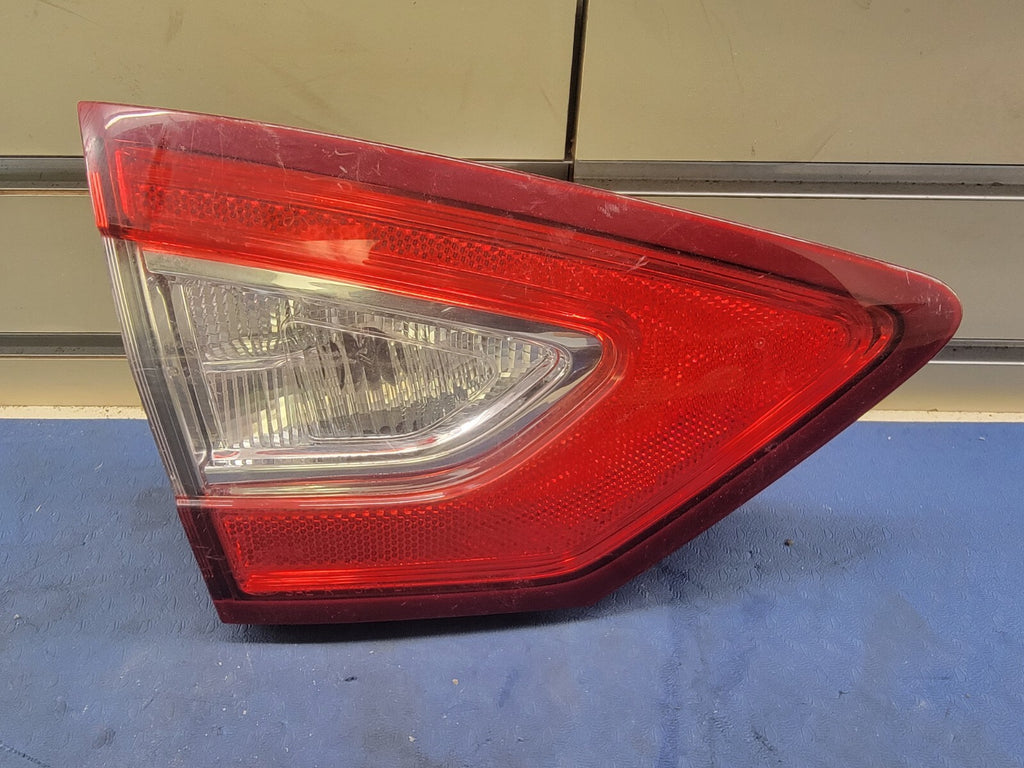 🔥13-16 Ford Fusion Tail Light Rear Right Passenger Side Halogen Assembly Chrome