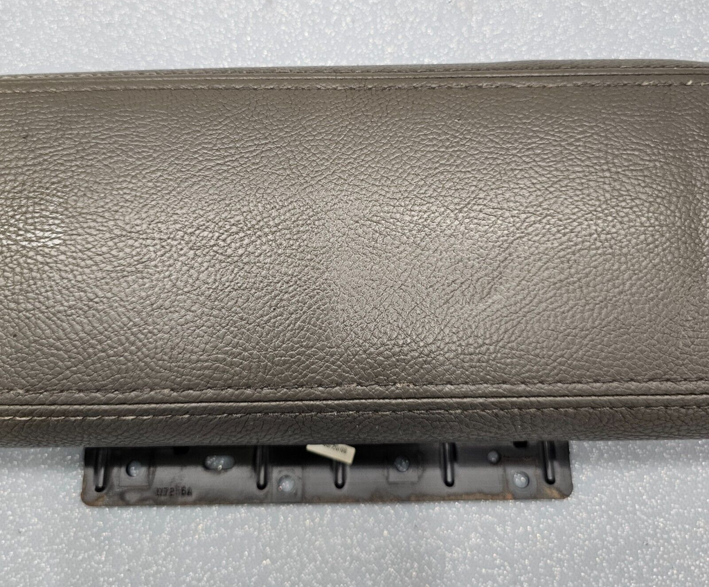 08-11 Dodge Dakota Center Console Lid Armrest Top Pad Leather Cover Assembly Tan