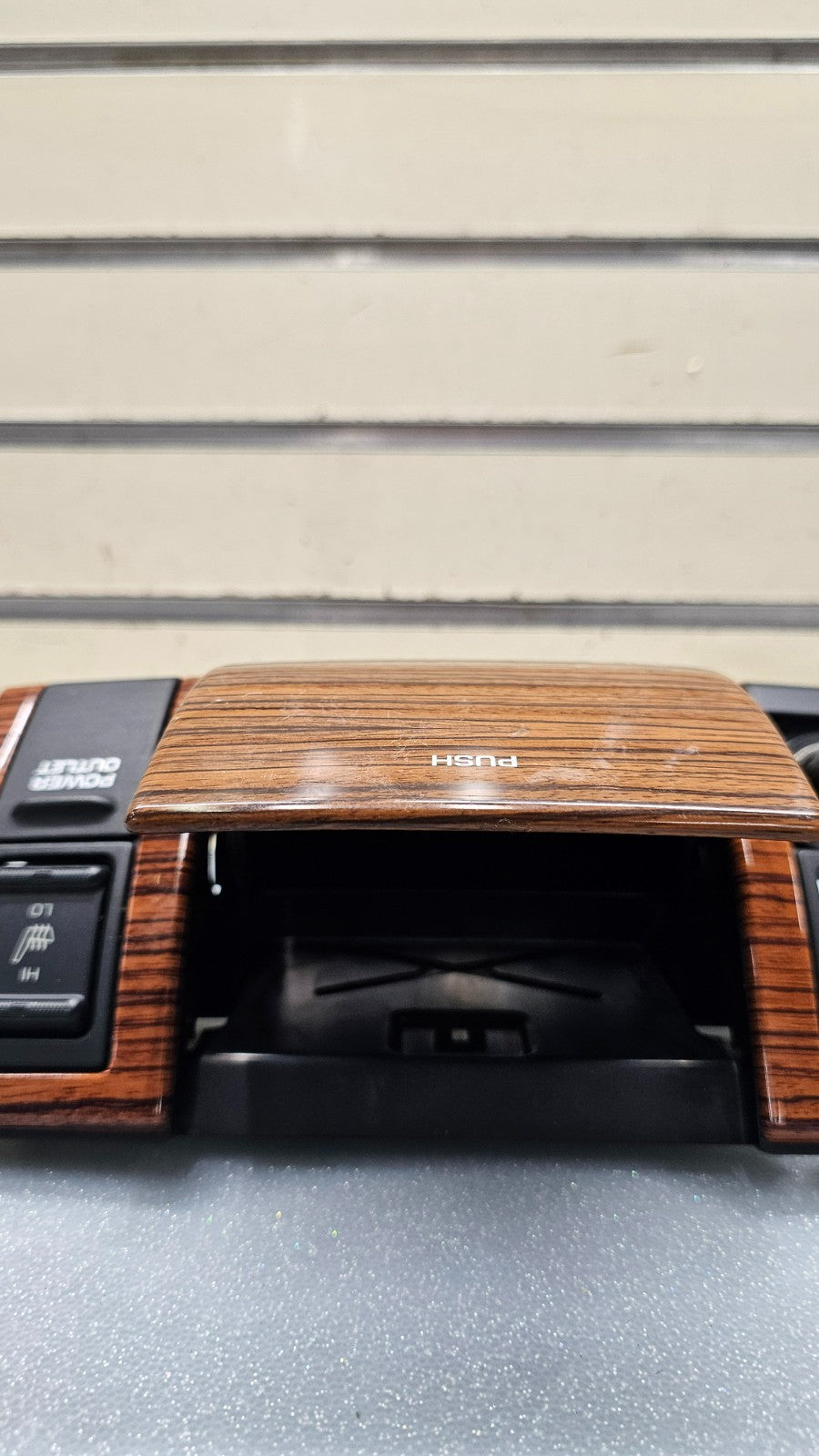 🔥99-04 GRAND CHEROKEE Dash Bezel Lower ASHTRAY Coin Tray Heat seat switch Wood