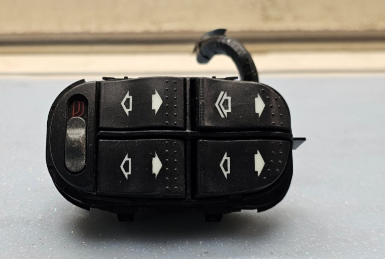 🔥00-07 FORD FOCUS MASTER POWER LEFT DRIVER WINDOW DOOR SWITCH BLACK