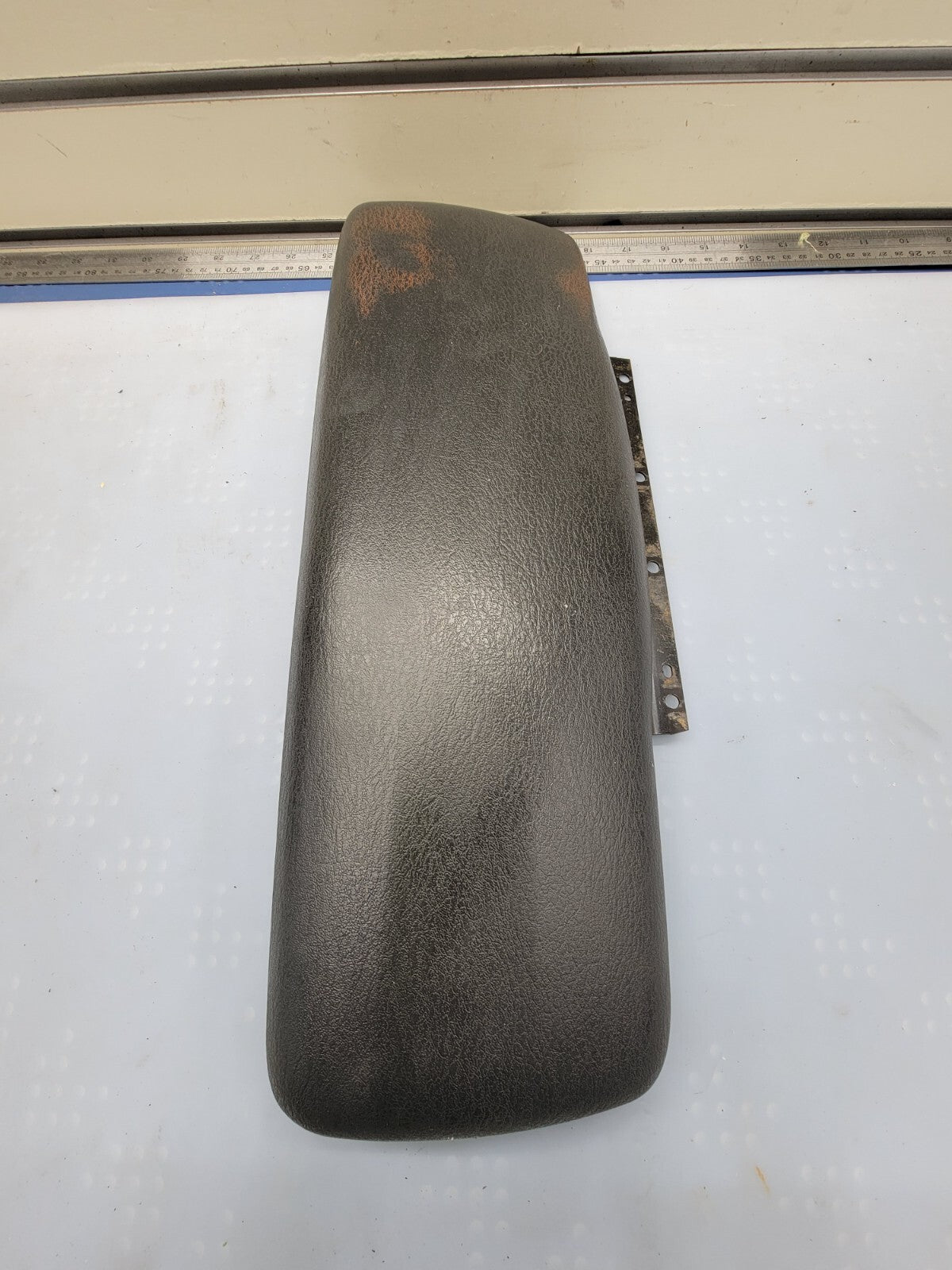 🔥2001-2007 Dodge Dakota/ Durango Center Console Lid Bracket Armrest Black