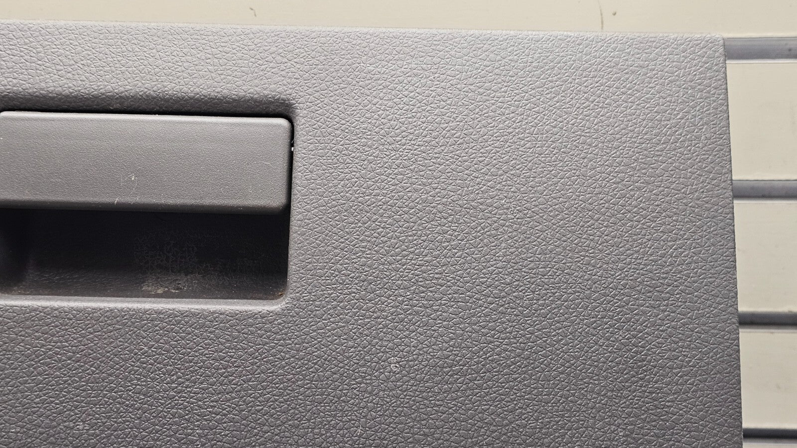 🔥07-10 Ford Edge Glove Box Dash Compartment OEM Black