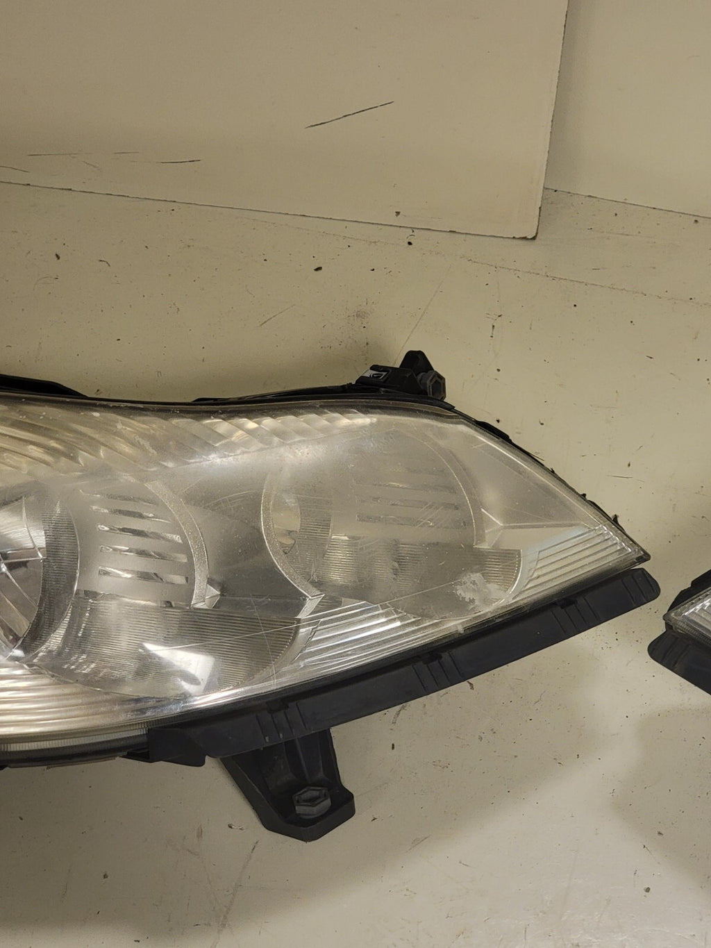 🔥 2009-2012 Chevy Traverse Headlights Front Lamps Pair Set