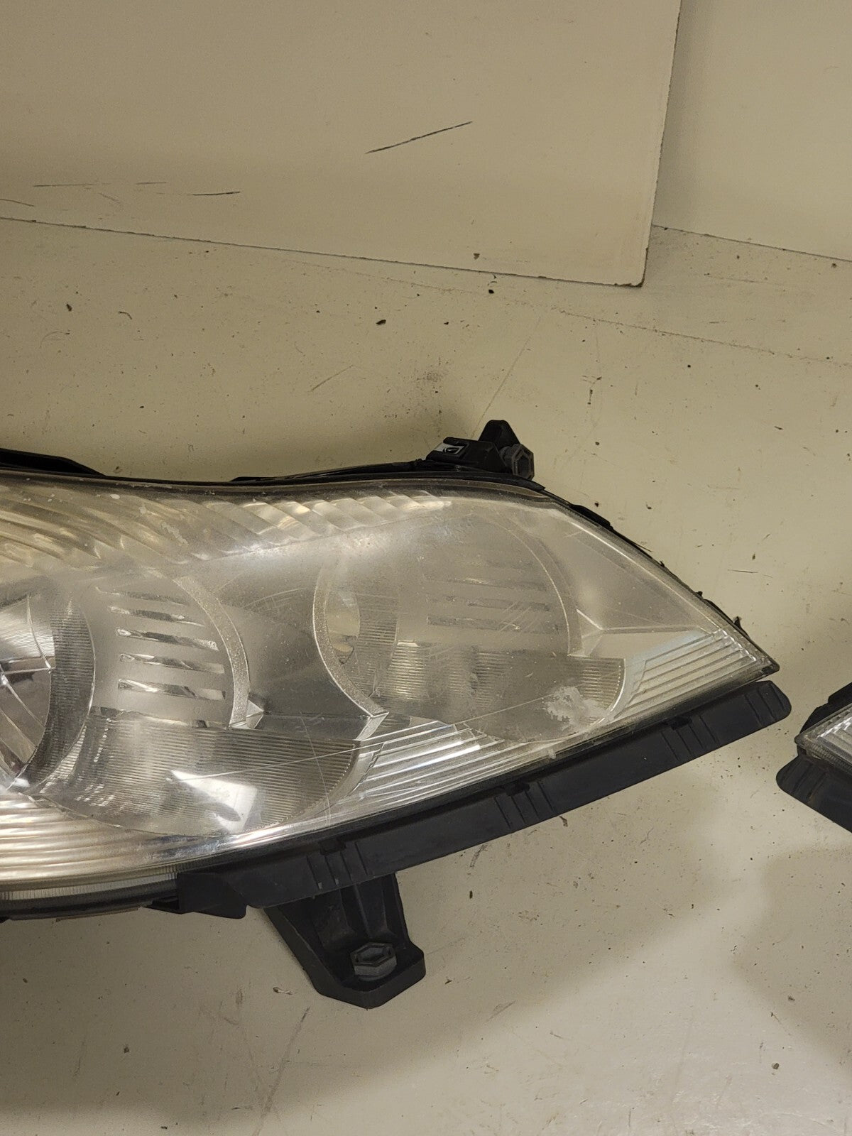 🔥 2009-2012 Chevy Traverse Headlights Front Lamps Pair Set