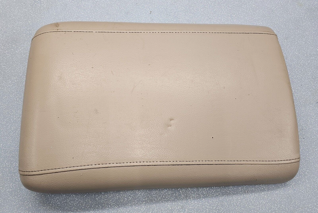 03-06 EXPEDITION Center Console Arm Rest Storage Cover Top Pad Lid Assembly Tan