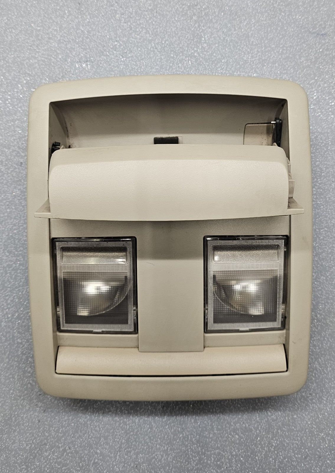 05-07 Dodge Charger 13-18 Challenger Overhead Console Dome Map Light Storage Tan