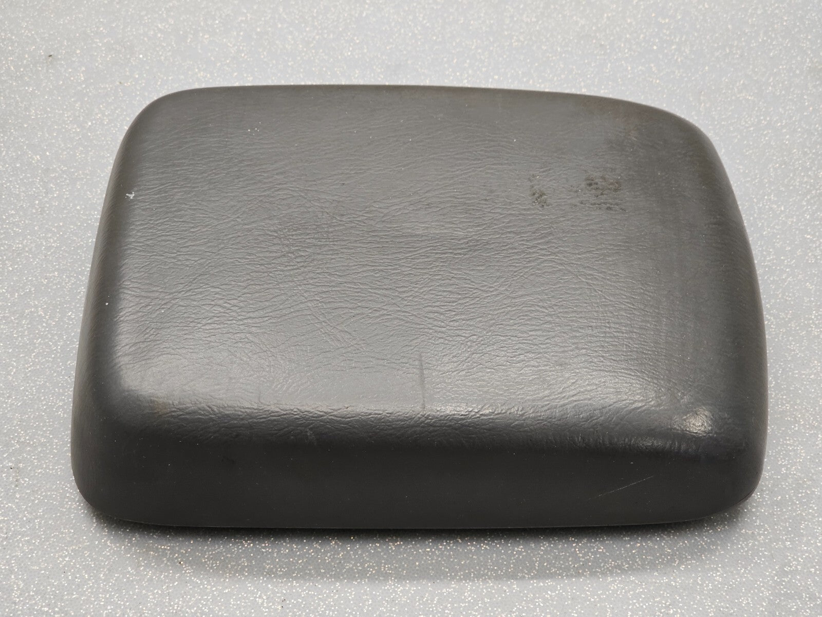 🔥00-04 Nissan Frontier Xterra Center Console Armrest Lid Top Pad Assembly Black