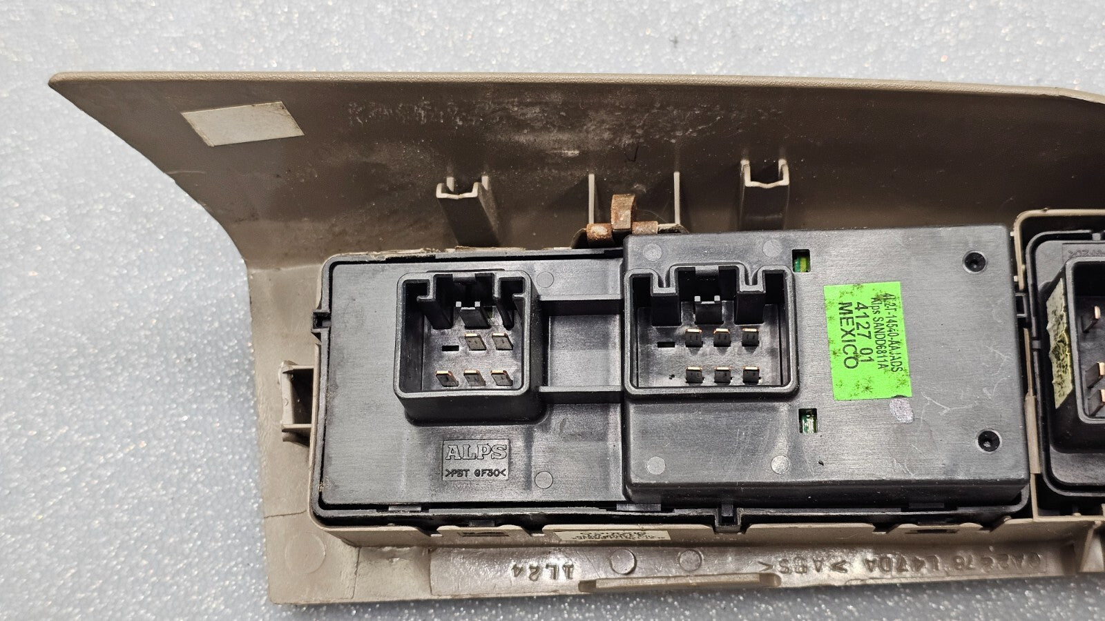 🔥02-05 Explorer Mountaineer Front Left Driver Master Door Window Switch Tan OEM