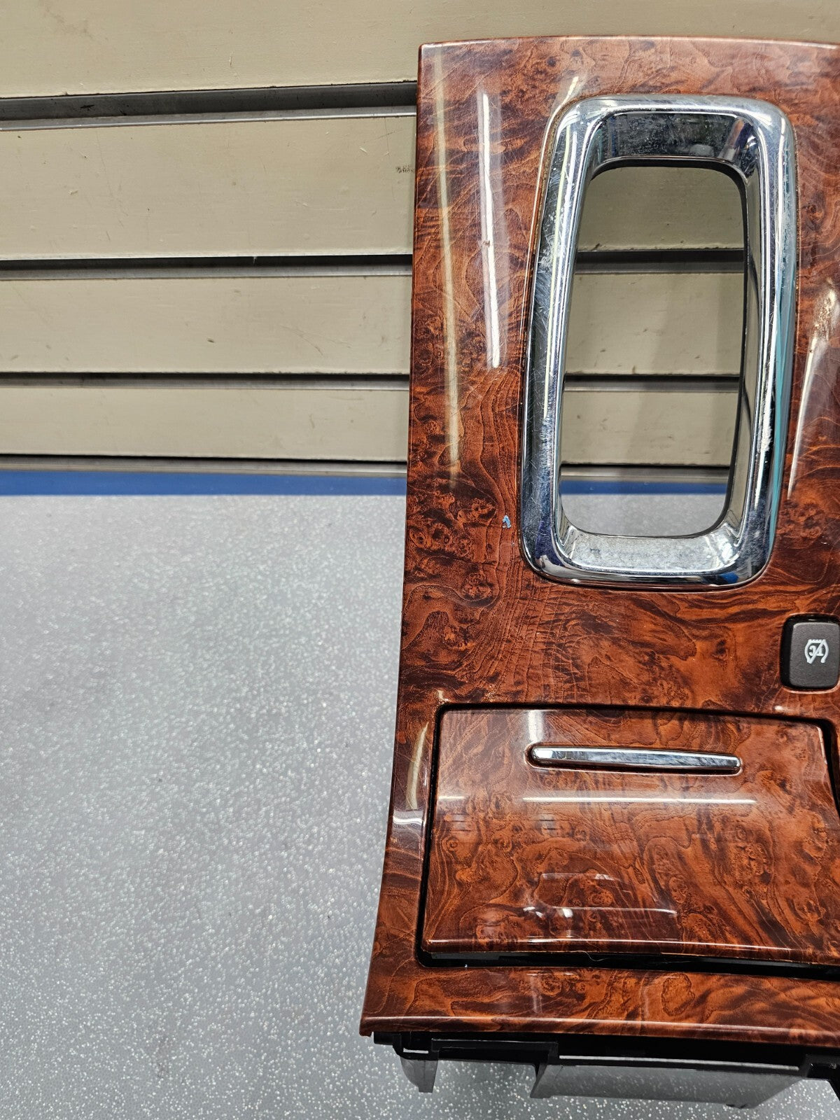 🔥06-11 Buick Lucerne Shifter Bezel Power Cover Center Console Trim Woodgrain